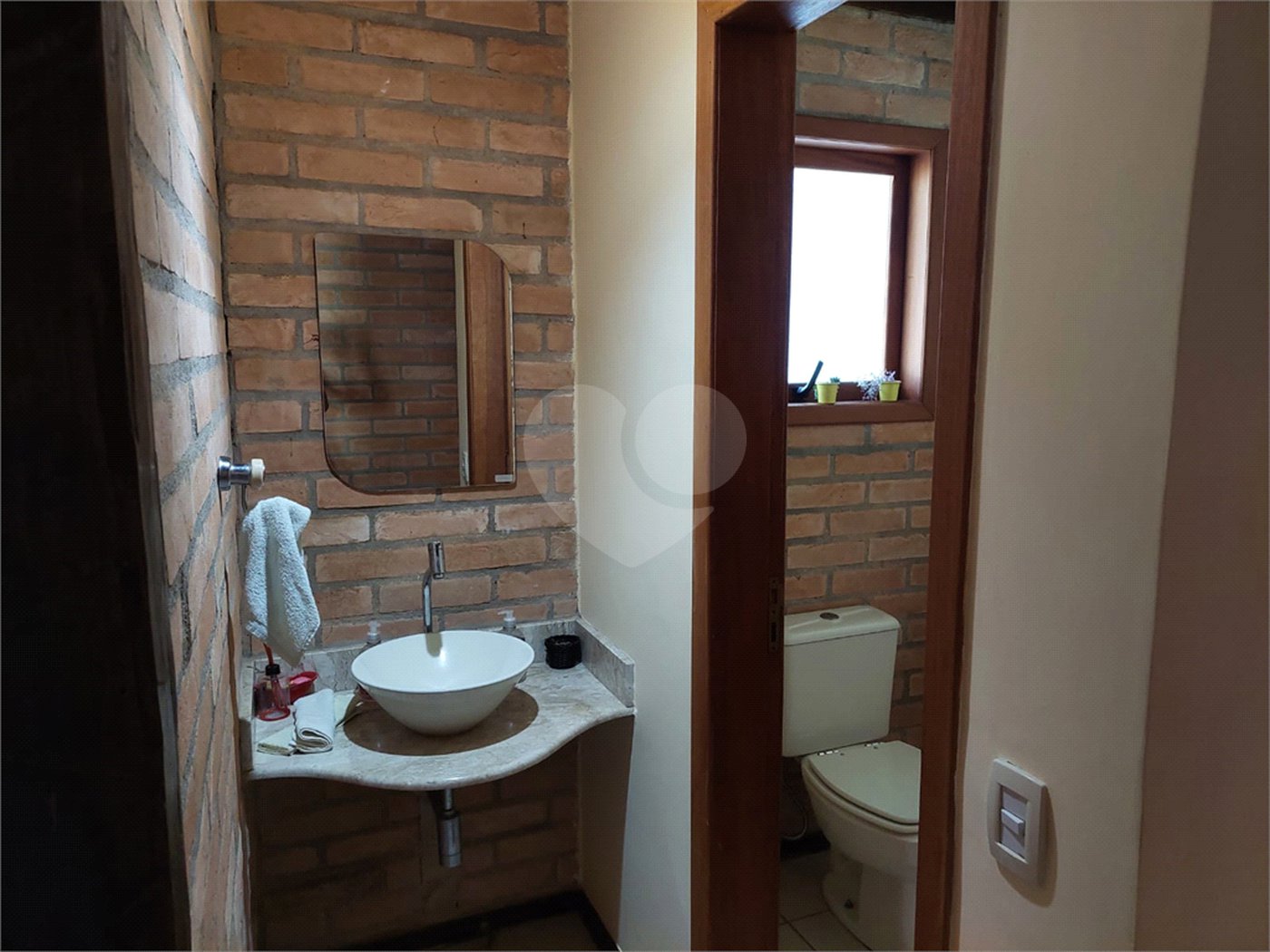 Casa à venda com 3 suítes em Roseira, Mairiporã, SP