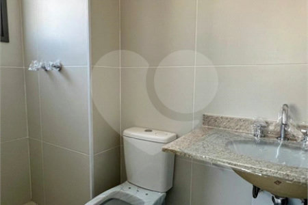 Apartamento à venda com 2 quartos em Moema, São Paulo, SP