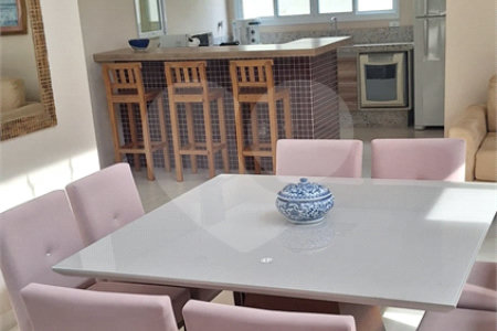 Casa à venda com 3 suítes em Condomínio Flamboyant-b, Atibaia, SP