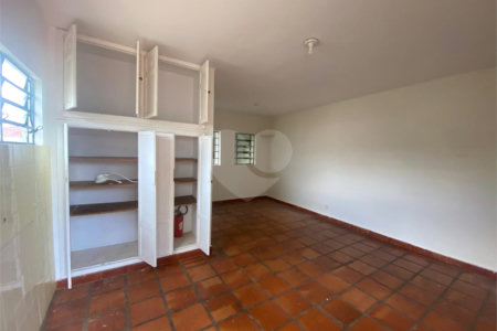 Casa à venda com 3 quartos em Jardim do Carmo, Araraquara, SP