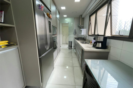 Apartamento à venda com 3 suítes em Brooklin Paulista, São Paulo, SP