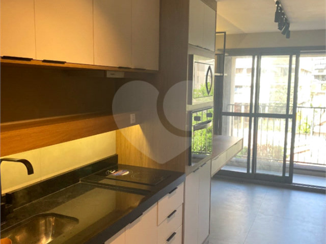 Apartamento à venda ou para alugar com 1 suíte em Jardim América, São Paulo, SP