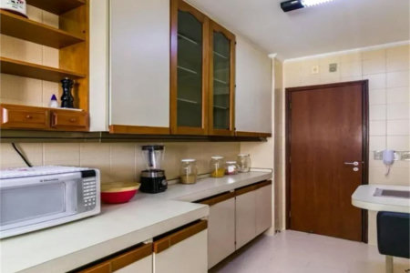 Apartamento à venda com 4 quartos, sendo 3 suítes,  em Vila Andrade, São Paulo, SP