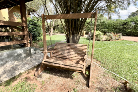 Chácara à venda com 4 quartos, sendo 1 suíte, em Pinheirinho, Vinhedo, SP