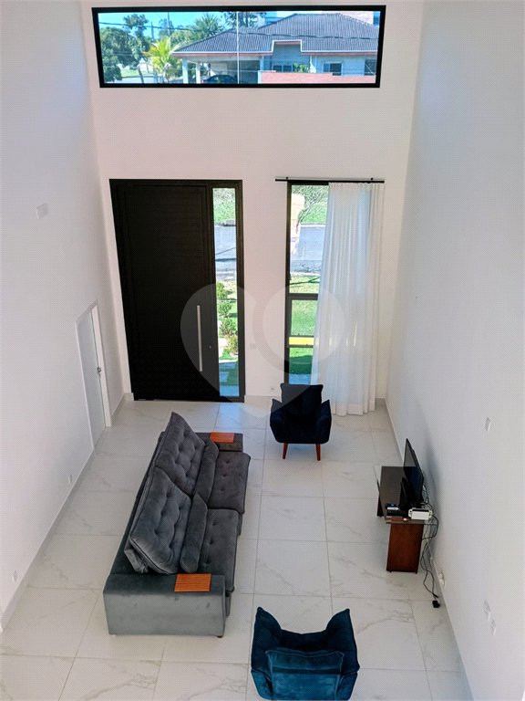 Casa à venda ou para alugar com 4 suítes no Centro, Jambeiro, SP