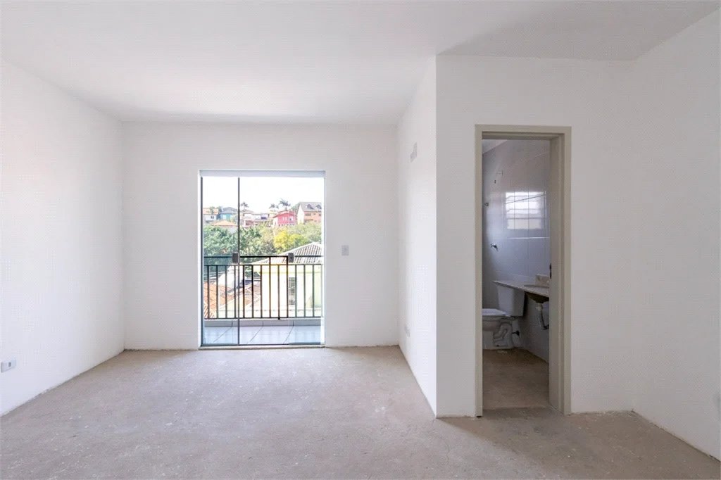 Sobrado à venda com 3 quartos, sendo 1 suíte, em Vila Morse, São Paulo, SP