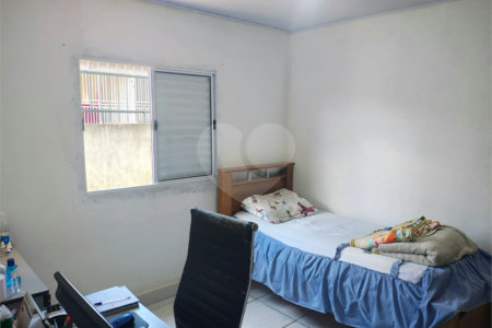 Casa Térrea à venda com 2 quartos em Vila Comercial, Jundiaí, SP
