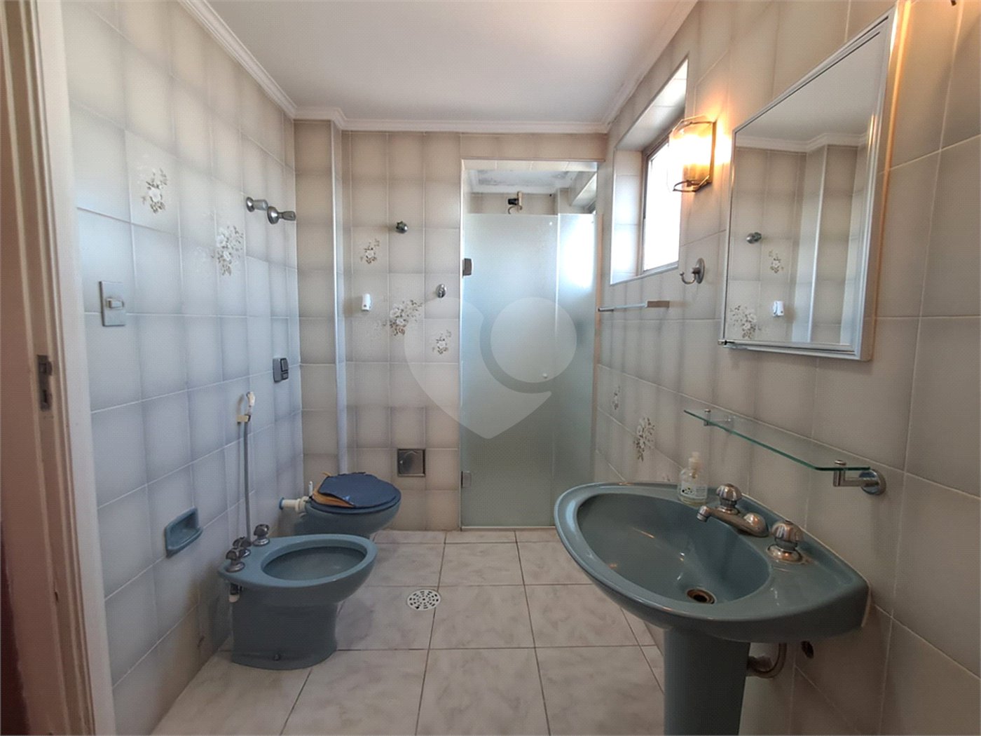Apartamento à venda com 3 quartos, sendo 1 suíte,  em Paraíso, São Paulo, SP