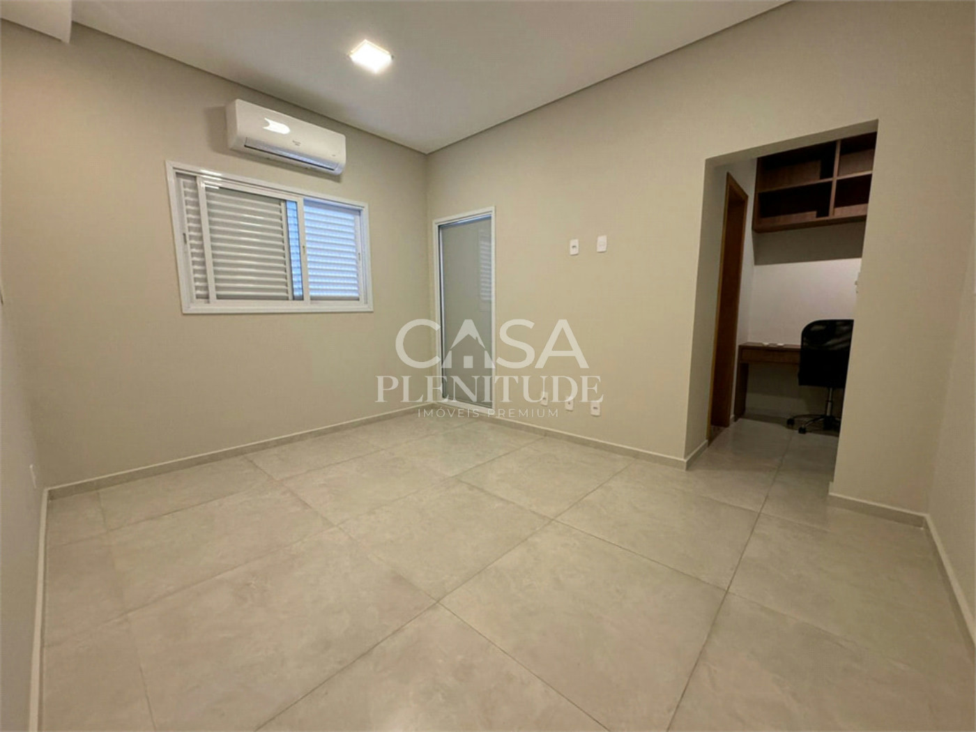 Casa em condomínio à venda com 3 quartos, sendo 1 suíte, em Jardim Residencial Campos do Conde, Sorocaba, SP