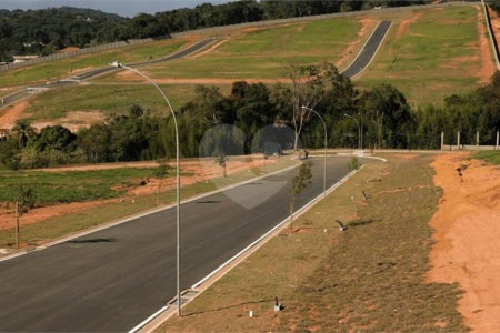 Terreno à venda no condomínio Tamboré, Jundiaí - SP