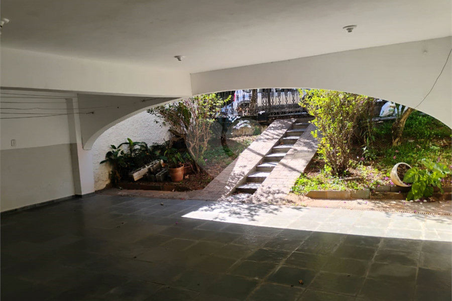 Casa à venda com 3 quartos, sendo 1 suíte, no Centro, Mairiporã, SP