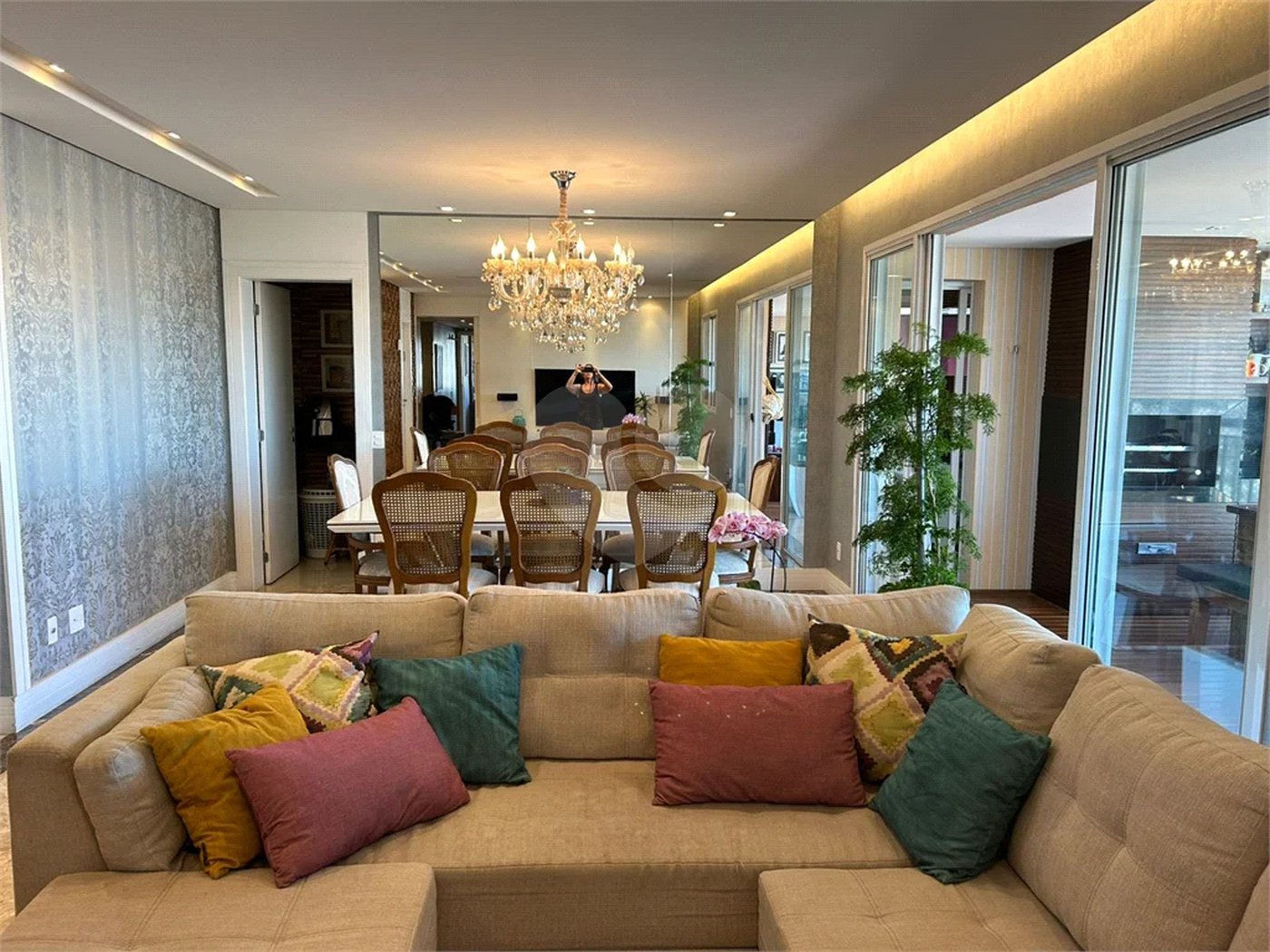 Apartamento à venda Mooca, 149m², andar alto, 3 suítes, 2 vagas, varanda gourmet, lazer