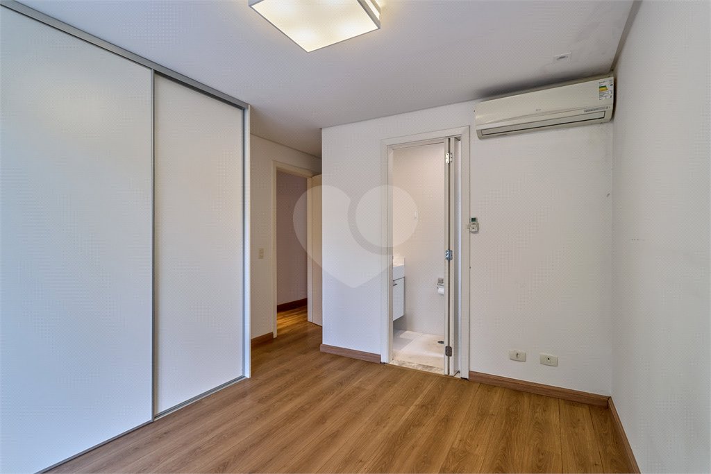 Casa à venda com 4 suítes no condomínio Vila de Palme, São Paulo - SP
