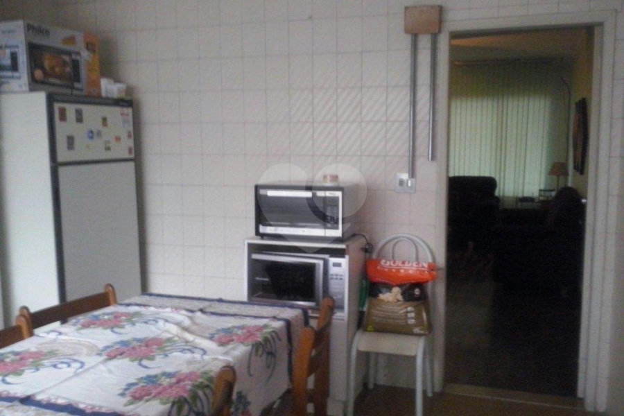 Sobrado à venda com 2 quartos em Carandiru, São Paulo, SP