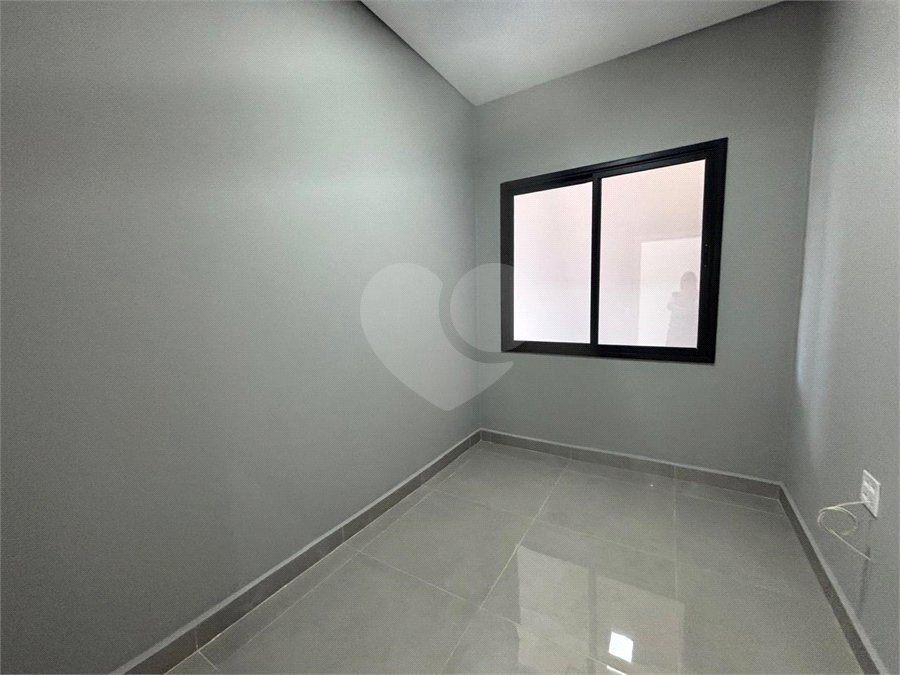 Casa à venda com 3 suítes no condomínio Helena Maria, Sorocaba - SP
