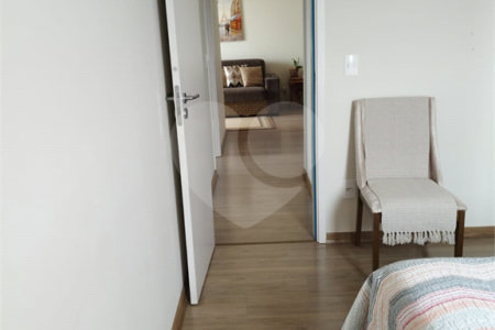 Apartamento à venda com 3 quartos, sendo 1 suíte, em Jardim Nova Era, Salto, SP