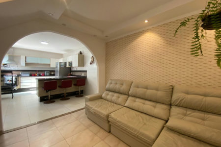 Casa com 2 dormitórios à venda, 127 m² por R$ 640.000,00 - Marapé - Santos/SP