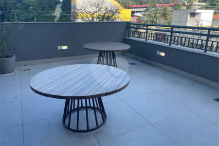 Apartamento à venda com 2 quartos, sendo 1 suíte, em Santo Amaro, São Paulo, SP