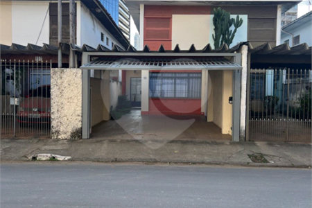 Casa à venda com 3 quartos, sendo 1 suíte,  em Vila Cruzeiro, São Paulo, SP