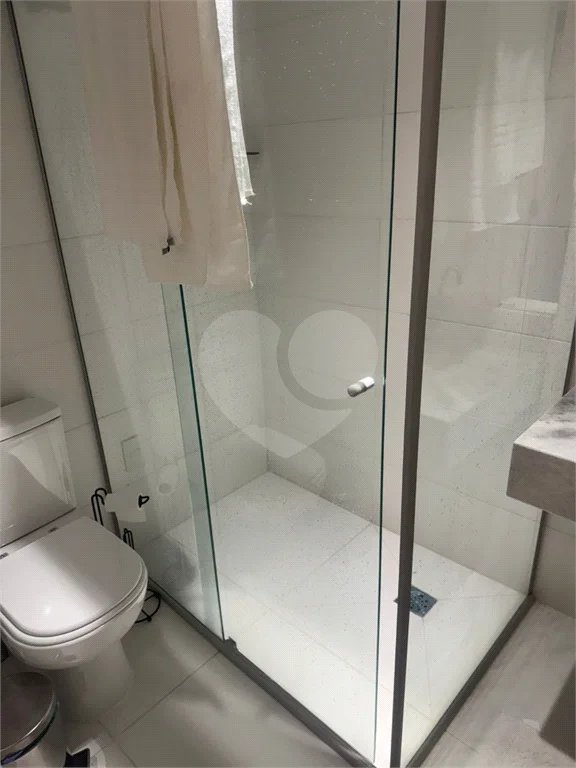 VENDO - Studio mobiliado e decorado na Vila Mariana.
