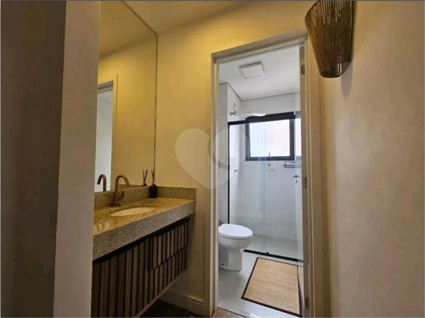 Apartamento à venda com 2 quartos, sendo 1 suíte,  em Parque Campolim, Sorocaba, SP
