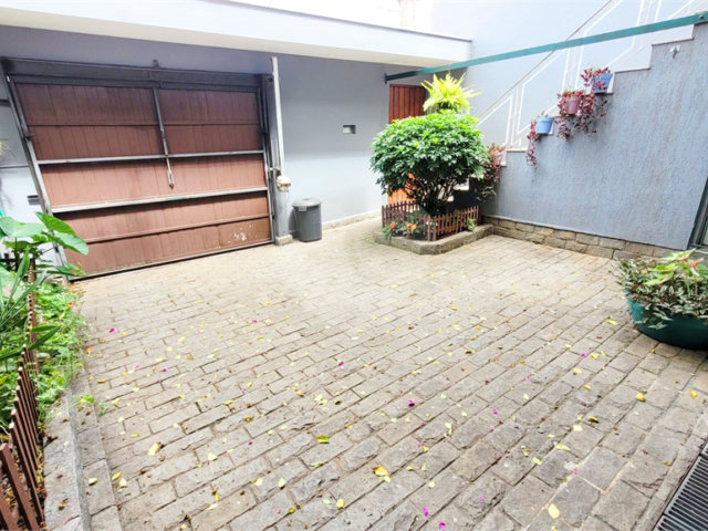 Sobrado à venda com 4 quartos, sendo 2 suítes,  em Parada Inglesa, São Paulo, SP