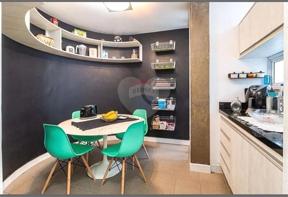 Casa à venda com 4 suítes em Jardim Vitória Régia, São Paulo, SP