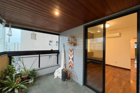 Apartamento com 3 dormitórios à venda, 145 m² por R$ 1.350.000,00 - Pompéia - Santos/SP