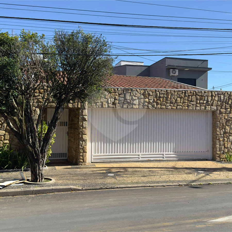 Casa para alugar com 4 quartos, sendo 3 suítes, em Vila Sfeir, Indaiatuba, SP