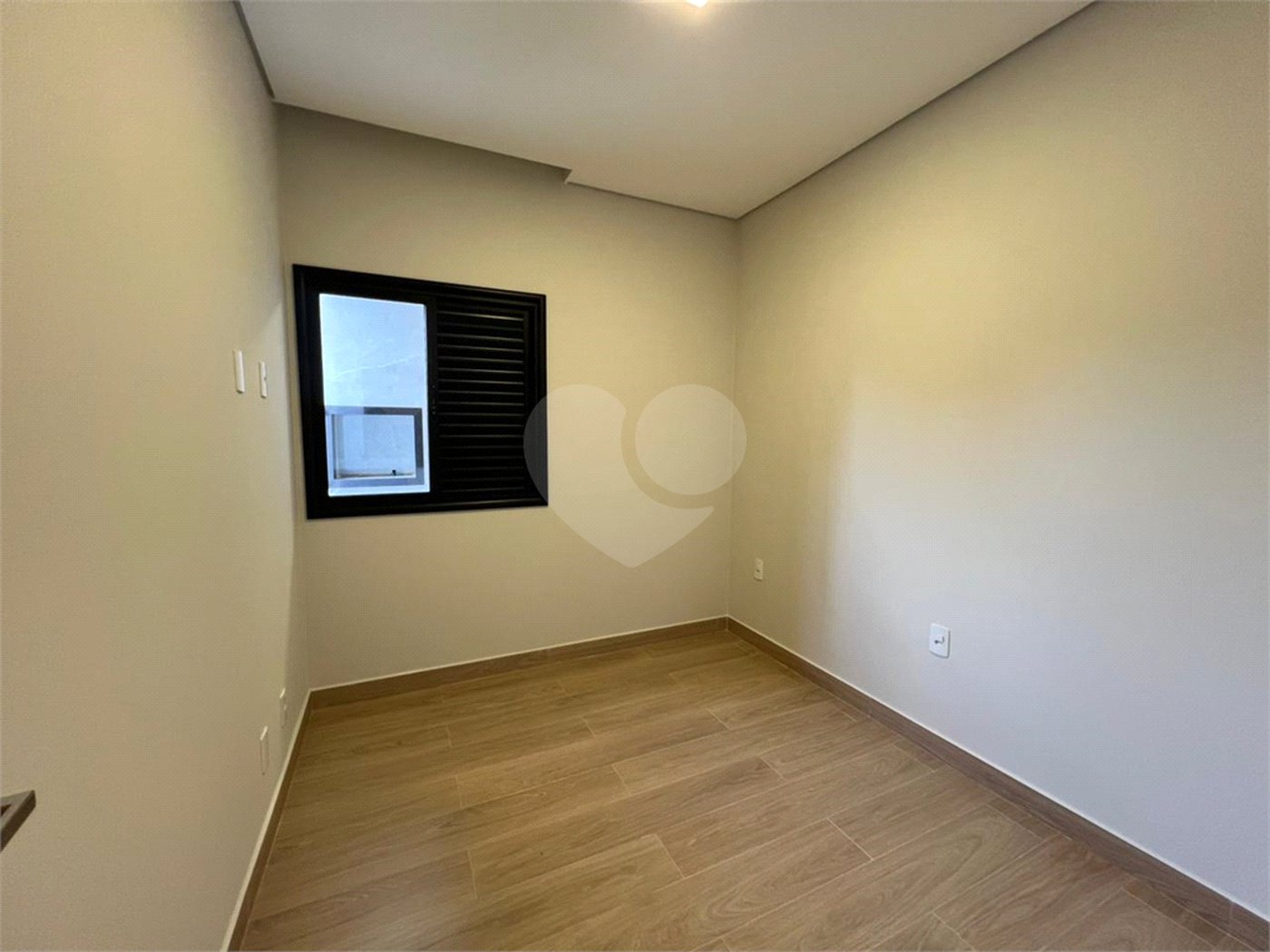 Casa à venda com 3 quartos, sendo 1 suíte,  em Jardim Residencial Villagio Ipanema I, Sorocaba, SP