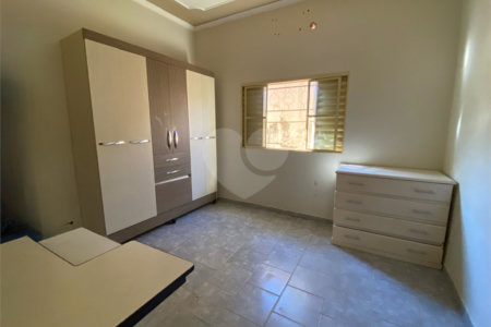 Casa à venda com 3 quartos, sendo 2 suítes, no Centro, Três Lagoas, MS
