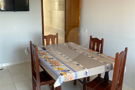 Casa à venda com 3 quartos, sendo 1 suíte, em Jardim Alvinópolis, Atibaia, SP