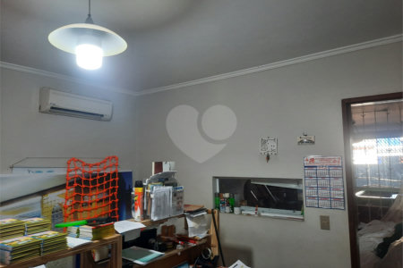Sobrado à venda com 3 quartos, sendo 1 suíte,  em Interlagos, São Paulo, SP