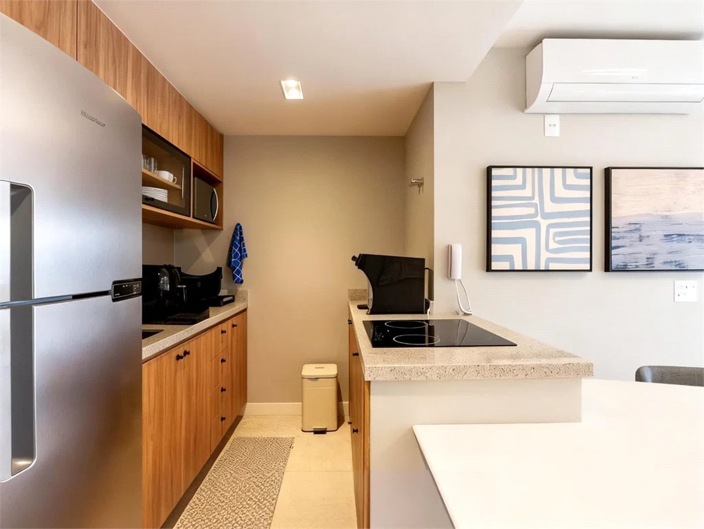 Apartamento à venda com 2 quartos, sendo 1 suíte,  em Vila Cordeiro, São Paulo, SP