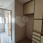 Apartamento à venda com 3 quartos, sendo 1 suíte, em Vila Olímpia, São Paulo, SP