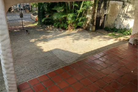Casa à venda com 3 quartos, sendo 1 suíte, em Jardim Leonor, São Paulo, SP