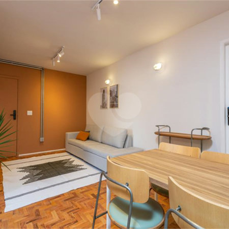 Apartamento à venda com 4 quartos, sendo 2 suítes, em Pinheiros, São Paulo, SP