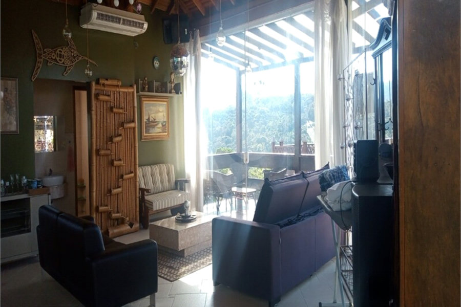 Casa à venda com 5 suítes em Serra da Cantareira, Mairiporã, SP