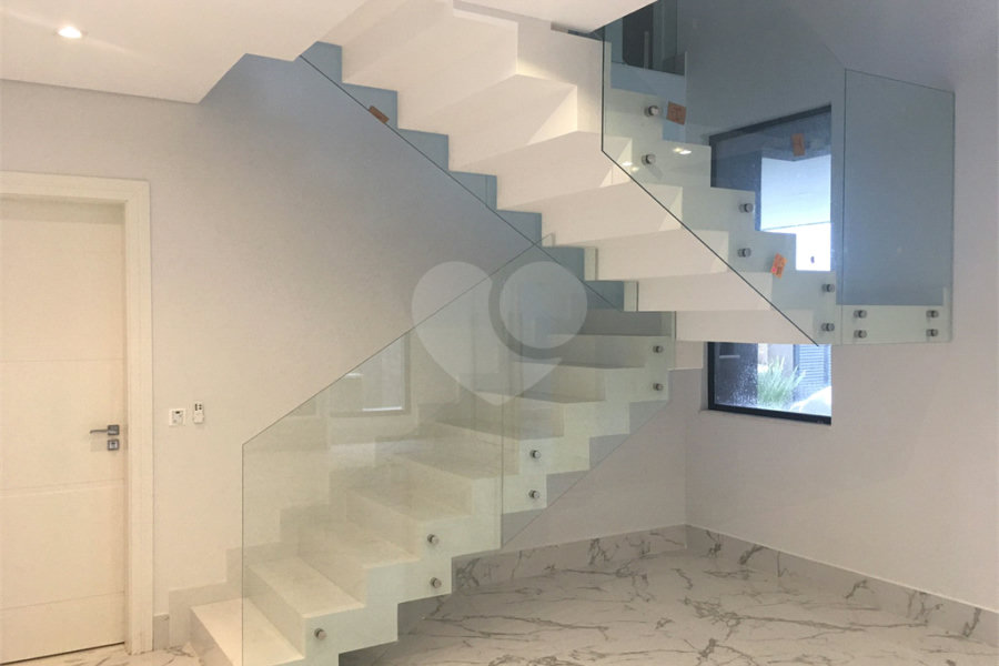 Casa à venda ou para alugar com 4 suítes no condomínio Residencial Tamboré 10, Santana de Parnaíba - SP