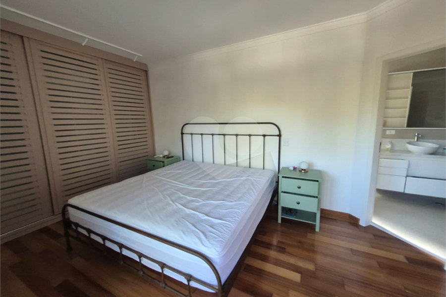 Casa à venda com 3 suítes no condomínio Parque Imperial da Cantareira, Mairiporã - SP