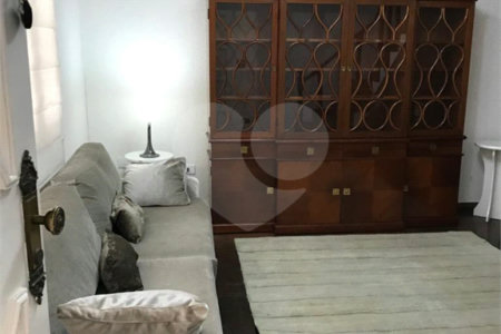 Sobrado à venda com 3 quartos, sendo 1 suíte, em Jardim Mauá, Mauá, SP