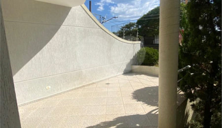 Sobrado à venda com 4 suítes em Santana, São Paulo, SP