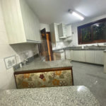 Casa à venda com 3 quartos, sendo 4 suítes,  no condomínio Estância Marambaia, Vinhedo - SP