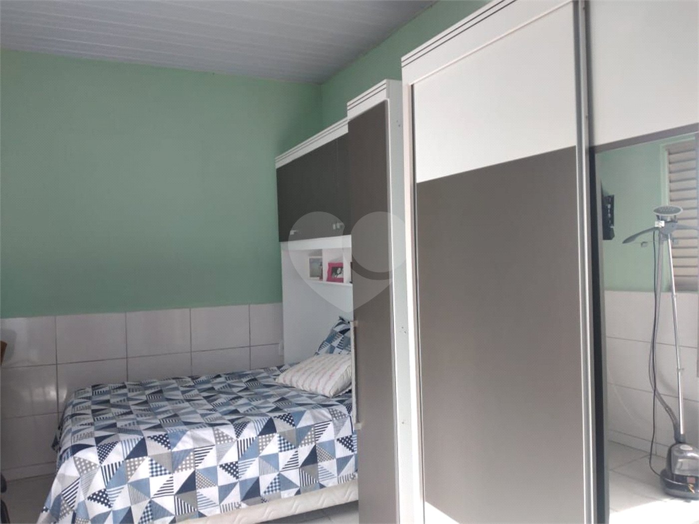 Casa à venda com 4 quartos, sendo 1 suíte, no Centro, Mairinque, SP