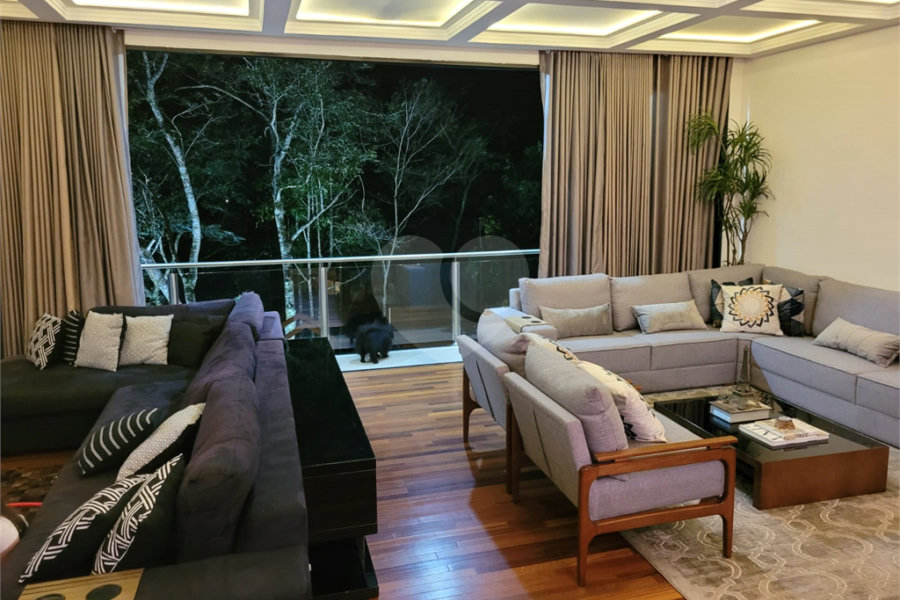 Casa à venda com 4 suítes no condomínio Jardim Itatinga, São Paulo - SP