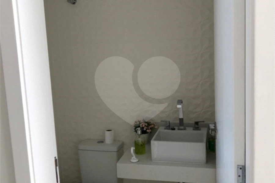 Casa à venda com 3 suítes no condomínio Residencial Lago da Serra, Araçoiaba da Serra - SP