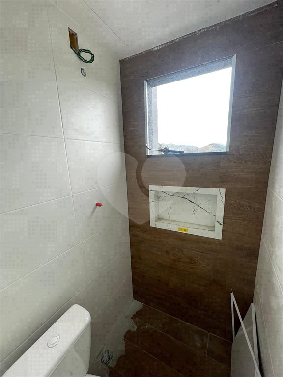 Duplex à venda com 2 suítes em Santíssimo, Rio de Janeiro, RJ