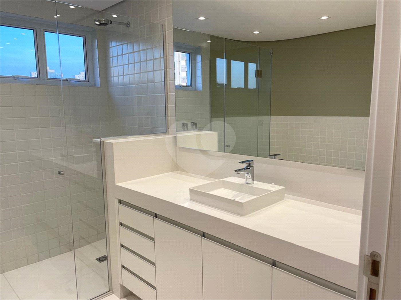 Apartamento à venda com 4 suítes em Alto da Boa Vista, São Paulo, SP