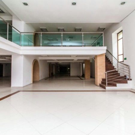 Prédio Comercial de Grande Porte no Centro Histórico de Santos para Venda Ou Aluguel