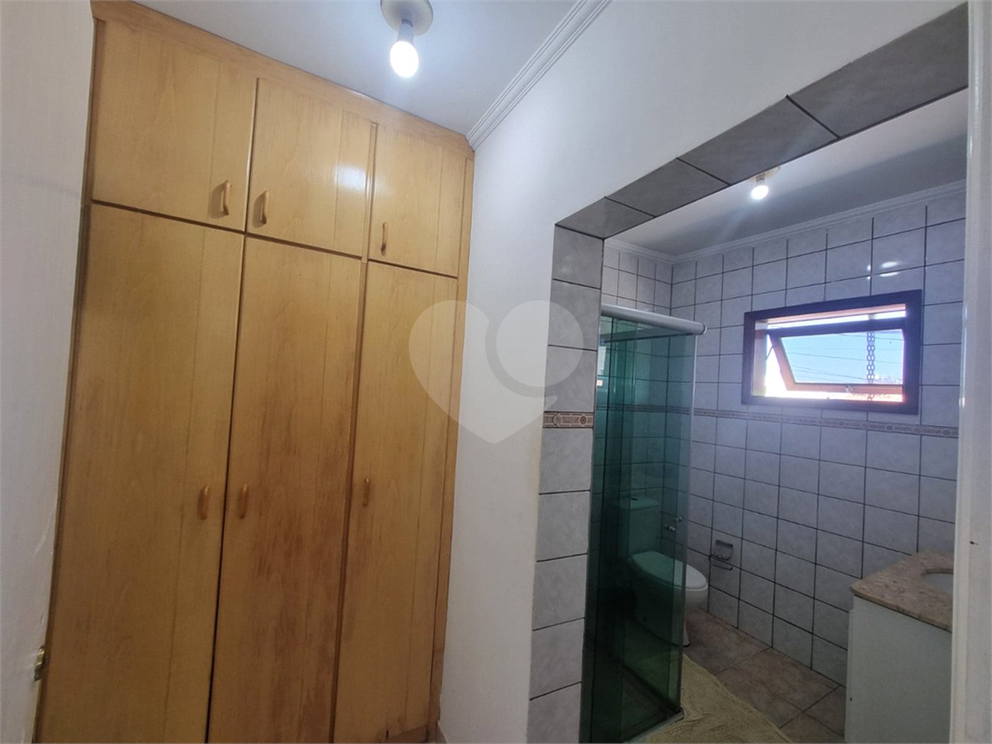 Casa à venda com 4 quartos, sendo 3 suítes,  no condomínio Ibiti do Paço, Sorocaba - SP